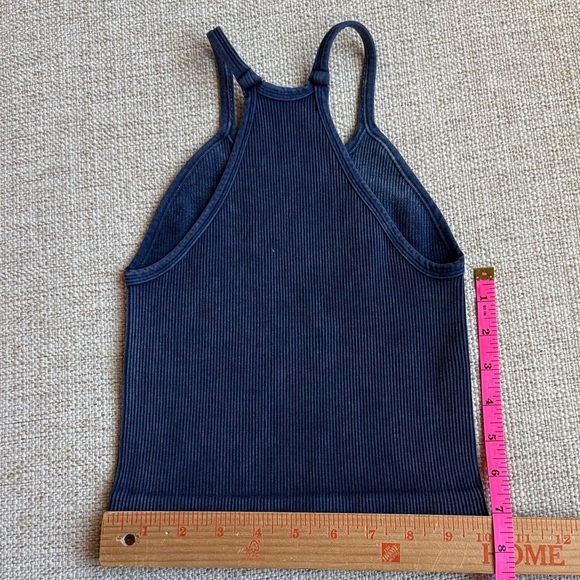 Free People Movement Happiness Runs Long Crop Tank NWOT Size Small - Picture 8 of 8